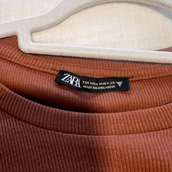 Zara Stretchy Rouched Dress - Picture 2 of 4